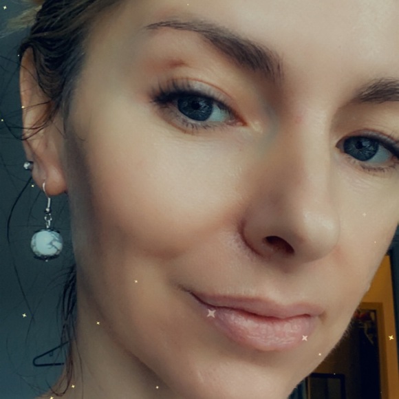 NWT! Vintage Inspired- Handmade Genuine White Howlite Earrings - Picture 5 of 5